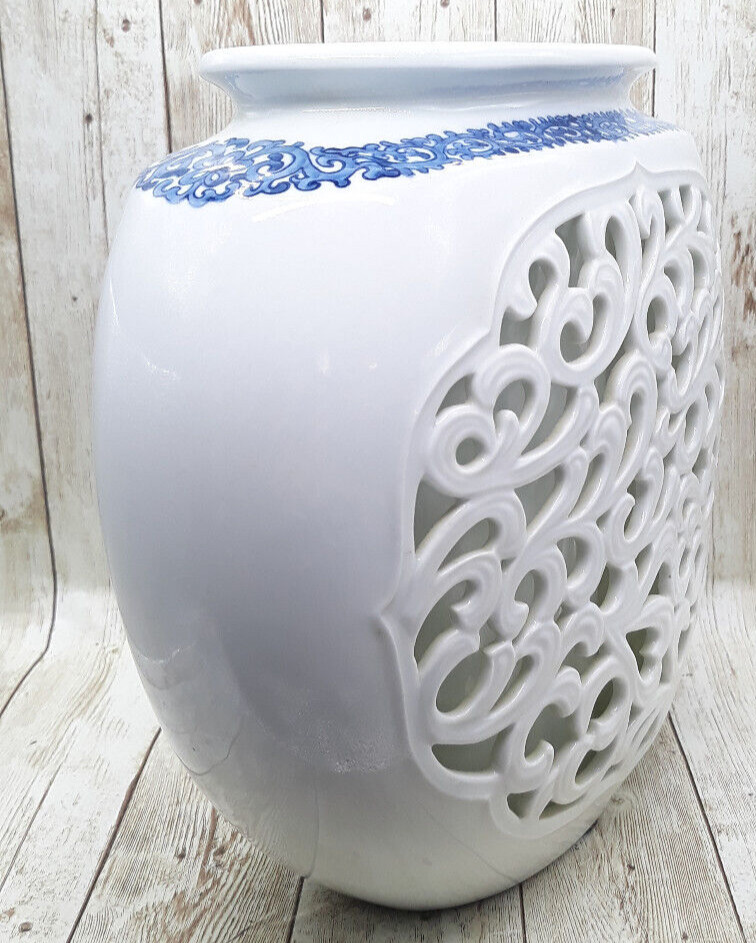 Yoshigama Openwork Vase Ceramic Openwork Interior Flower Vase