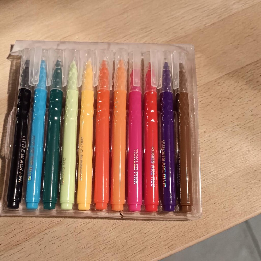 Fine Tip Watercolor Pens **READ DESCRIPTION**