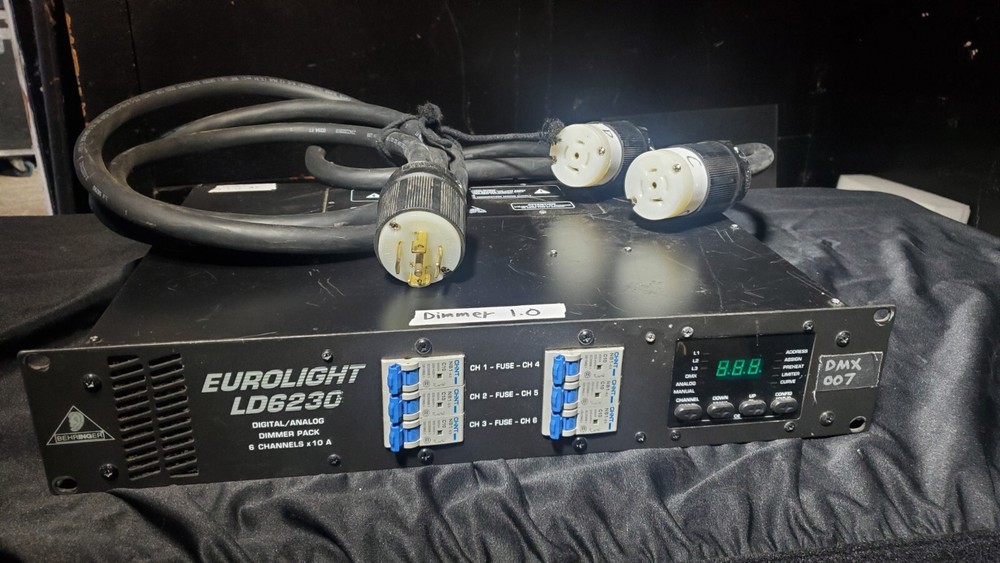 Behringer Eurolight LD6230 6 Channel 3 Phase Dimmer