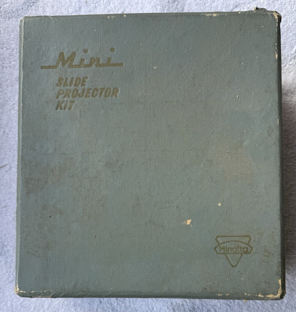Minolta Mini 35 Slide Projector Vintage, Tested Working