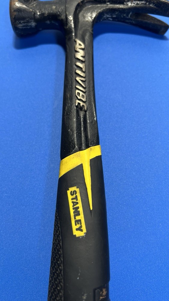 STANLEY FATMAX ANTIVIBE HAMMER 20 OZ