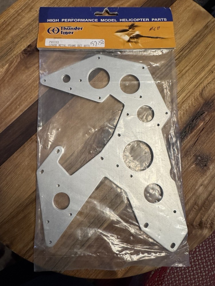 Thunder Tiger. PV0153 Lower Metal Frame Set 4870