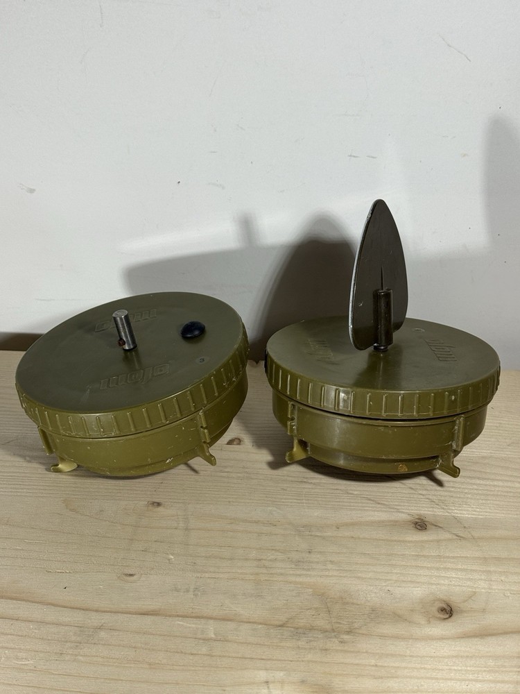 (2) Mojo Flock A Flickers Floaters for Duck Hunting Tested & Working