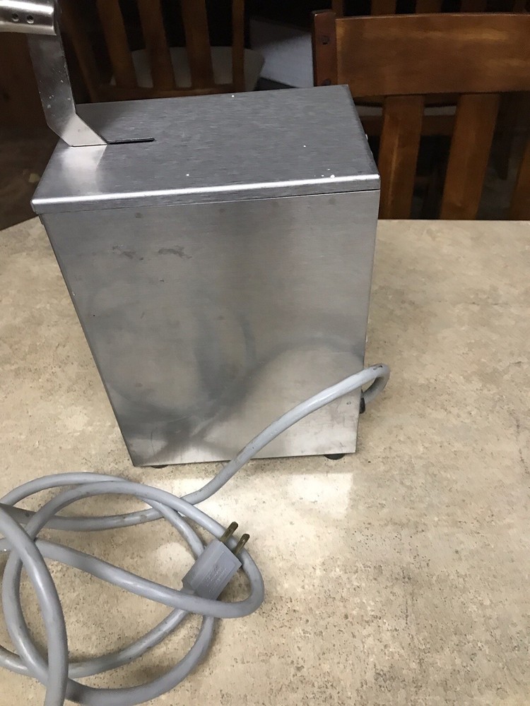 EDLUND ELETRIC CAN OPENER MODEL 203