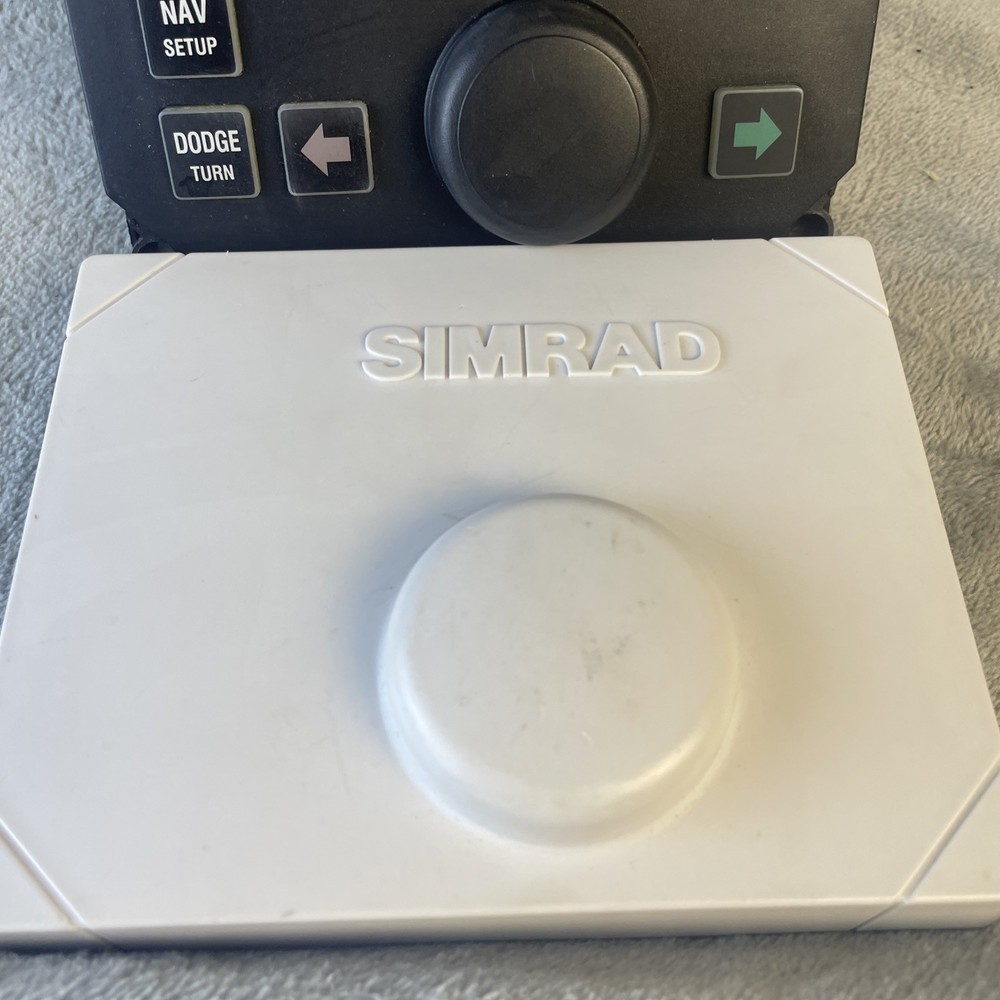 Simrad AP22 Autopilot Control Head Unit With Suncover