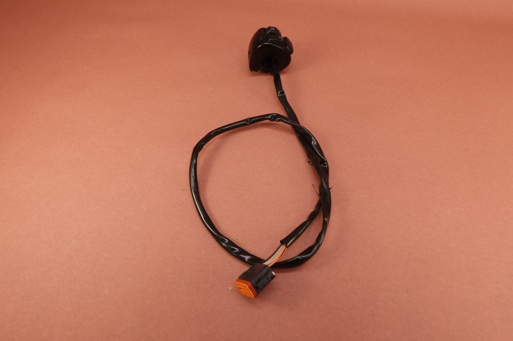 2000-2006 Harley Davidson FLHT Electra Glide RIGHT SWITCH START STOP