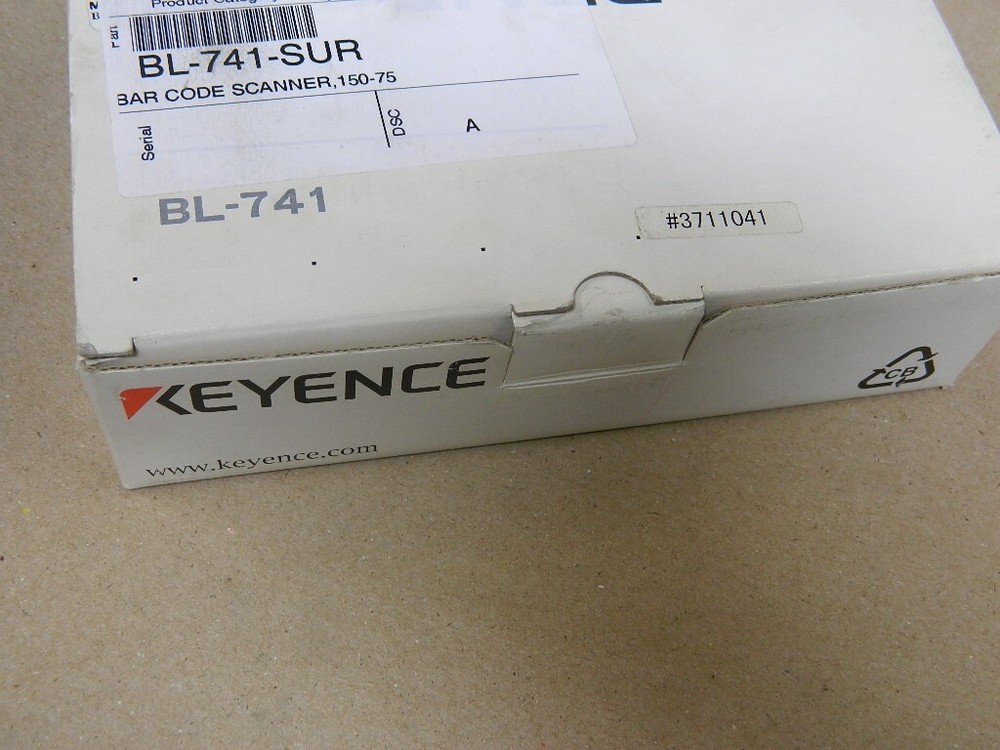KEYENCE CORP BL-741 BL741 Long-distance Laser Barcode Reader NEW IN BOX