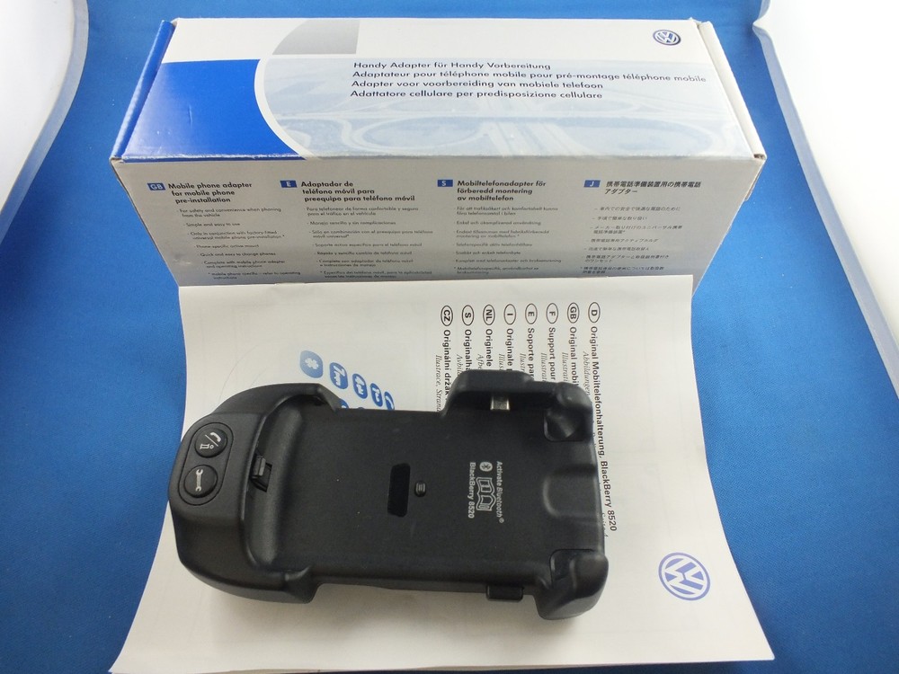 BlackBerry 8520 VW Bluetooth mobile adapter 3C0051435BL mobile case charging holder
