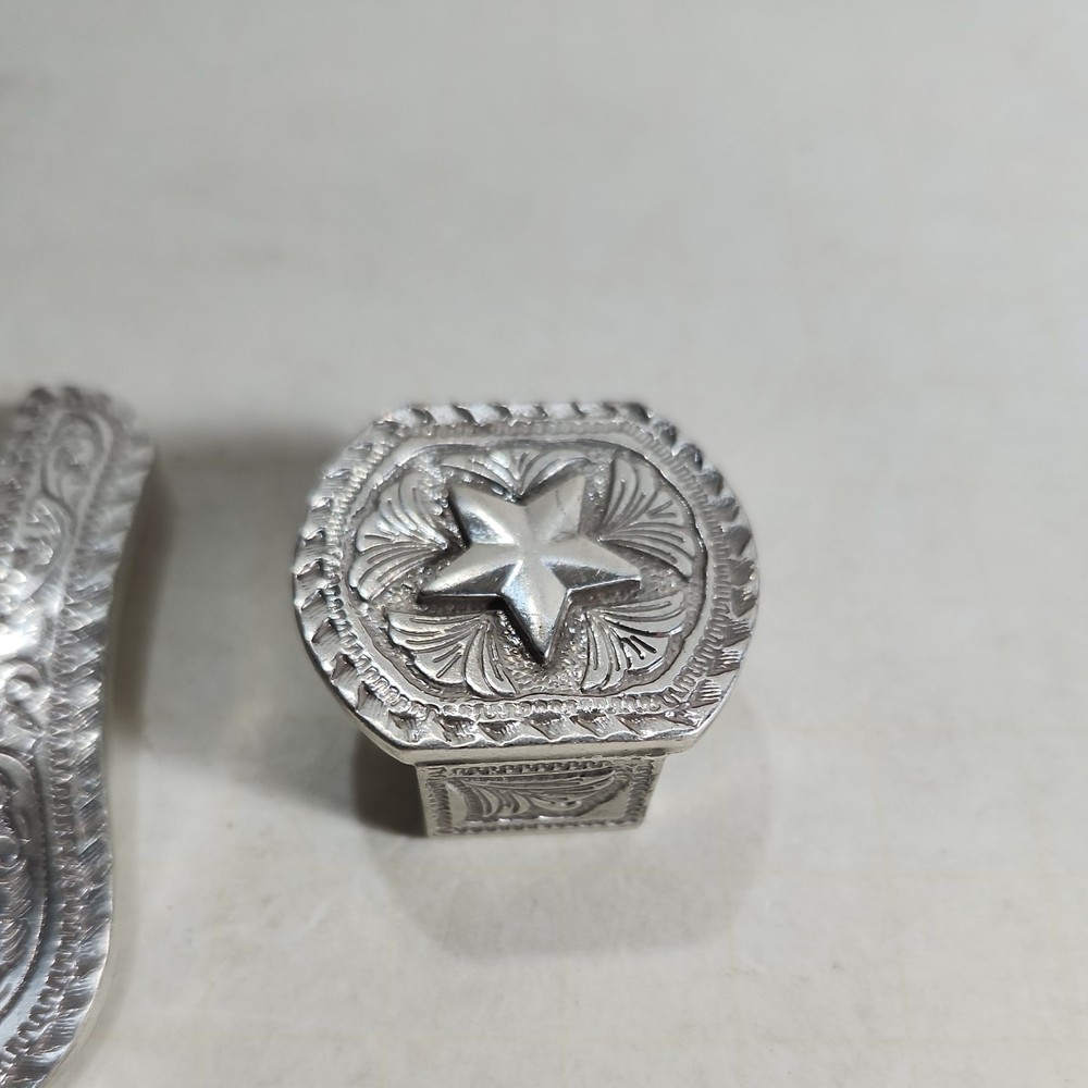 2 Piece Silver Engraved star Buckle Set Loop 1"