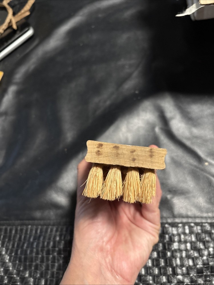 Empire Scrub Brush