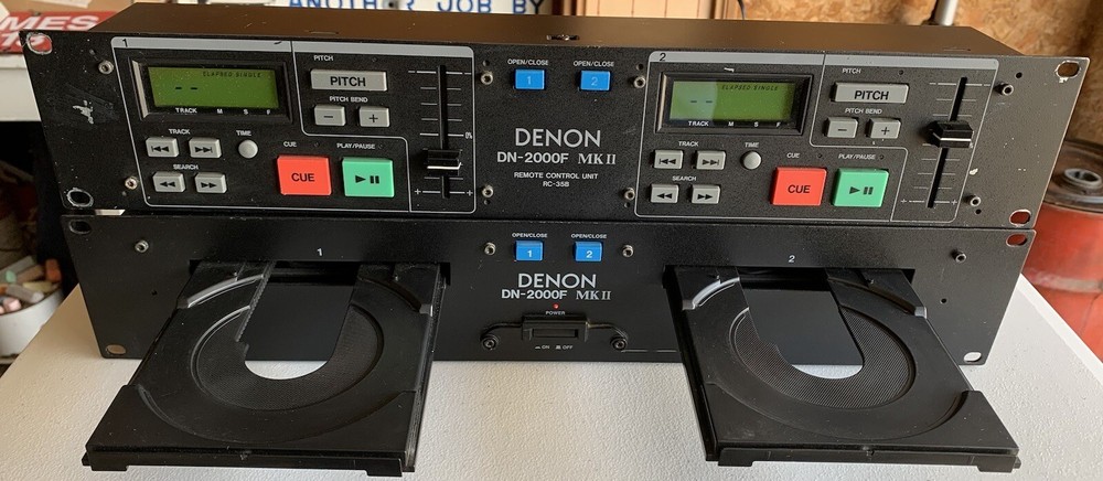 Denon DN-2000F MK2 Double CD Player And Remote Control Unit Powers Up Great