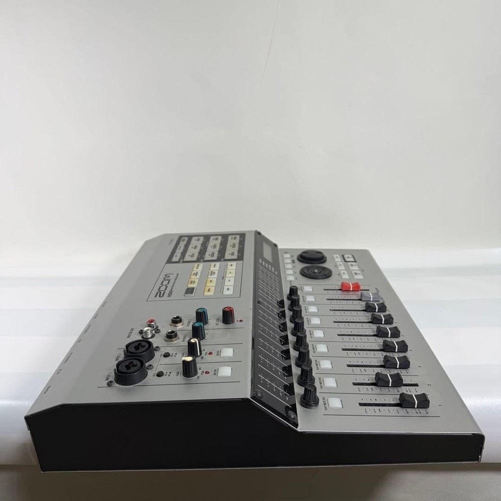 Zoom HD8 Hard Disk Multitrack Recorder MTR Digital Studio | USED