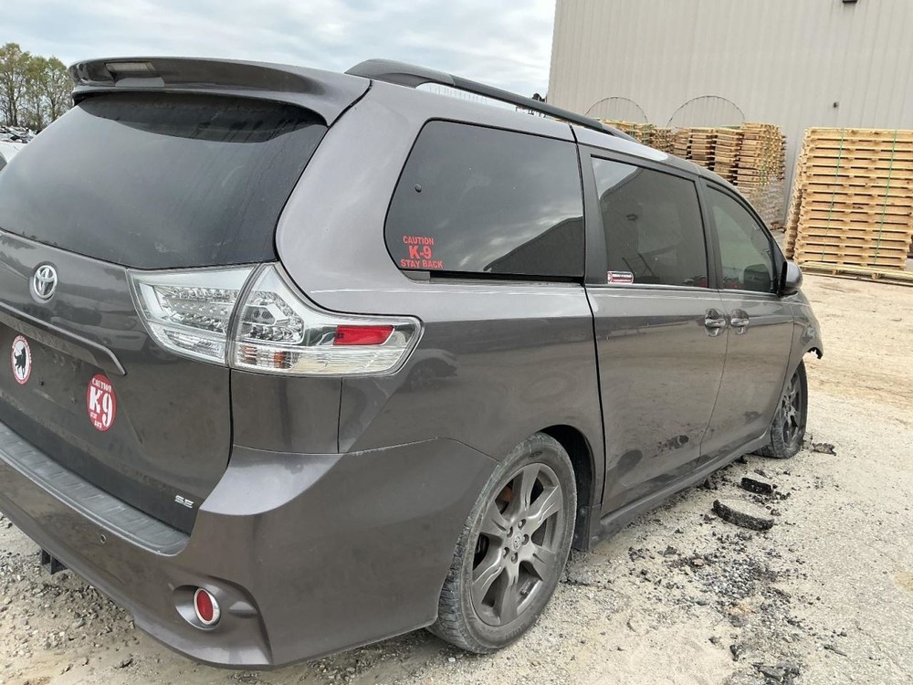 Fuse Box Engine Fits 17-20 SIENNA 5020560