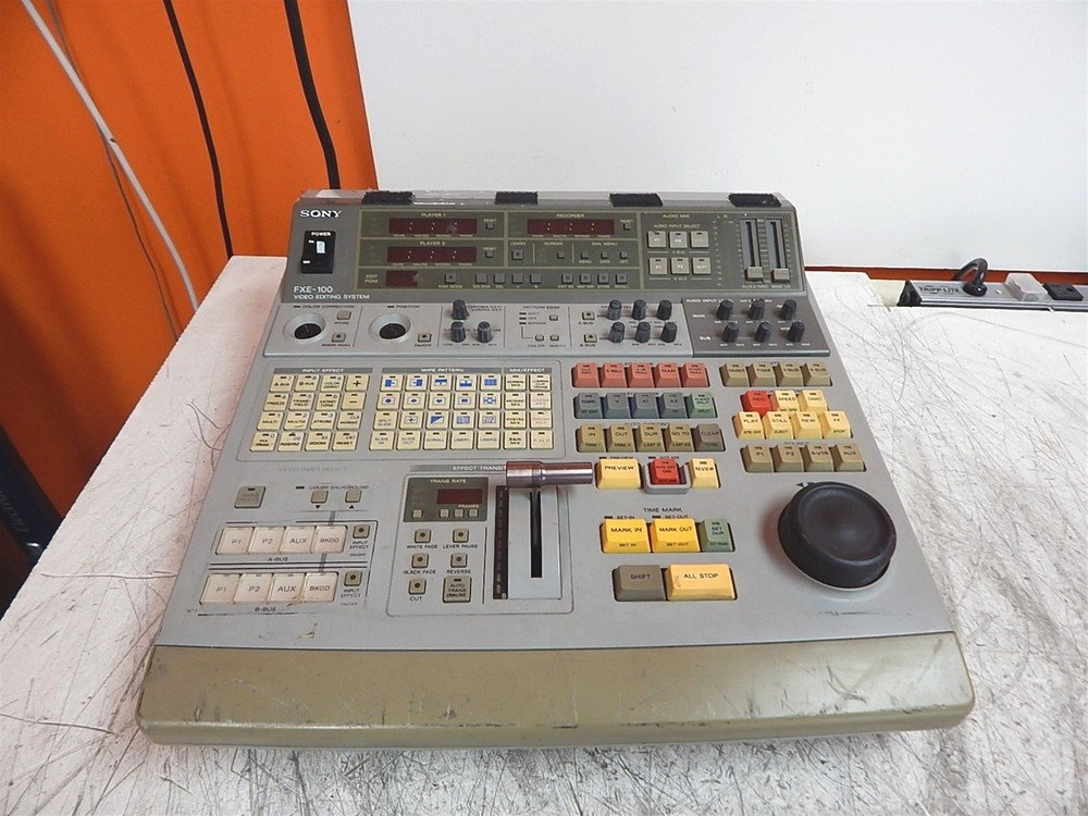 Power Tested Only Sony FXE-100 Video Editing System AS-IS