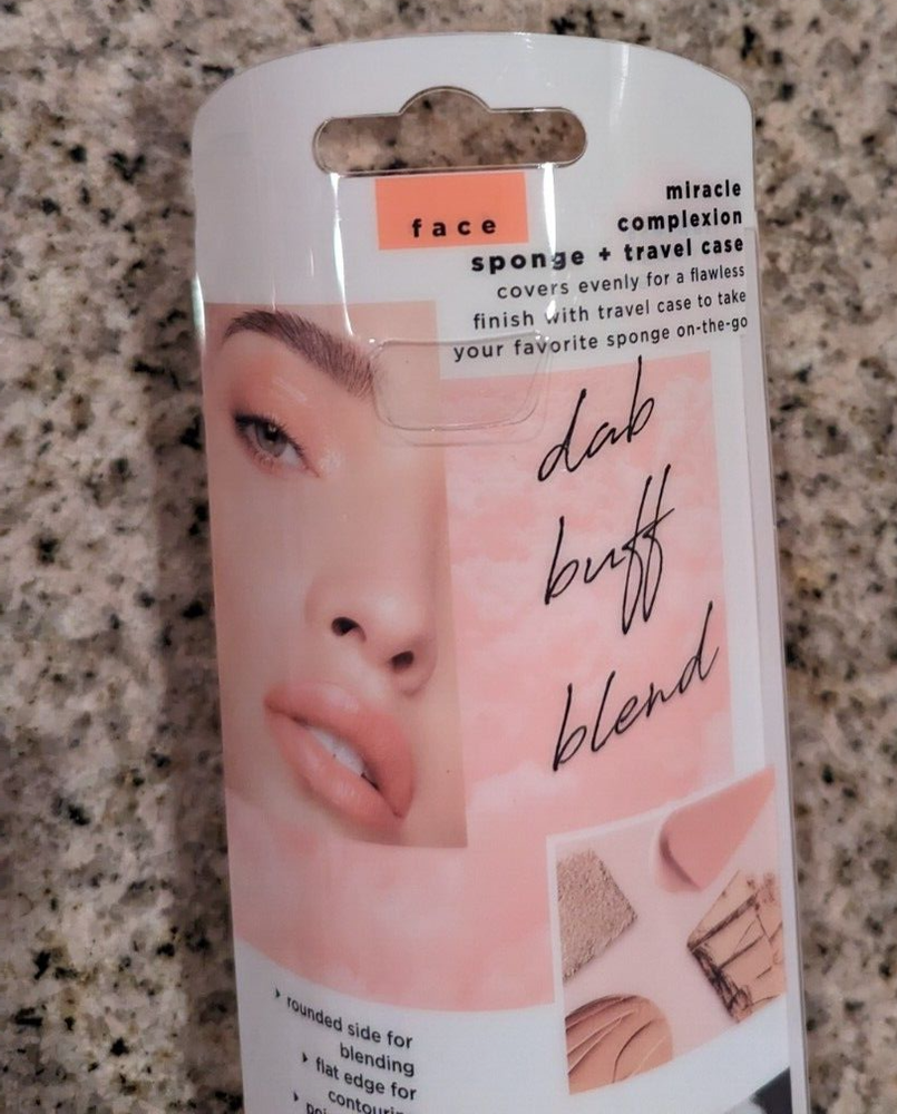 1 Real Techniques MIRACLE COMPLEXION SPONGE + Travel Case #01711 NEW