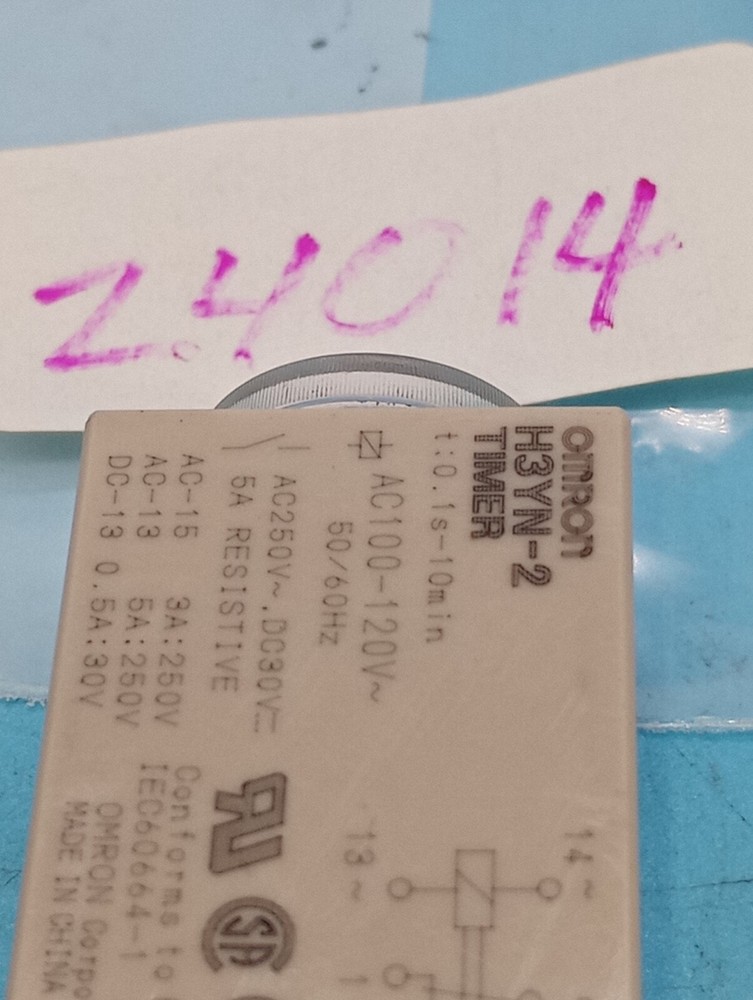 Omron H3YN-2 Timer + SOCKET 7A 250VAC