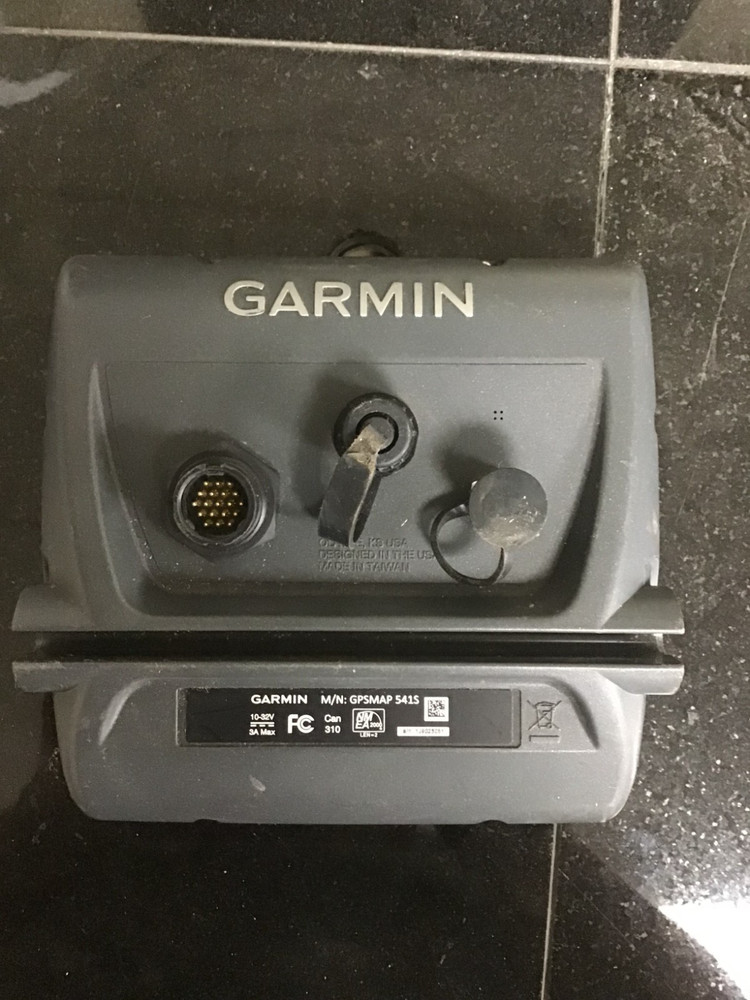 Boat Garmin GPS Map 541s chart plotter fish finder