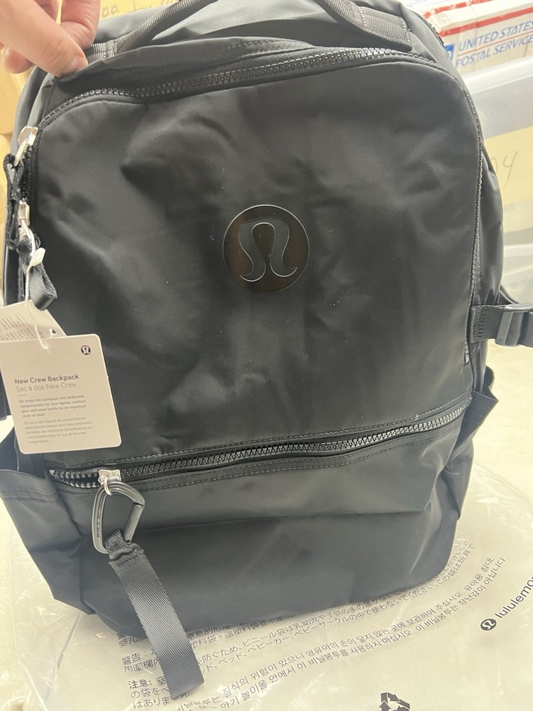 Lululemon Black Men's Medium Backpack Adjustable Strap Bottle Pocket