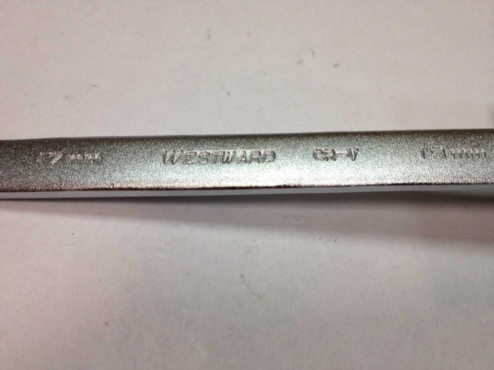 17 x 19mm, Offset Box End Wrench, Westward, 5MR04, 12 Point