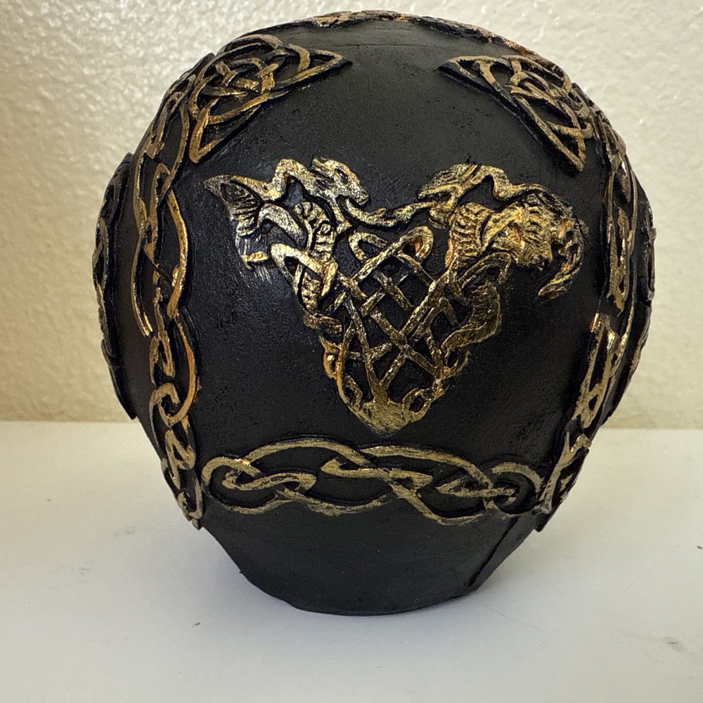 Celtic Trinity Knotwork Crusader Templar Knights Cross Black Gold Skull Statue