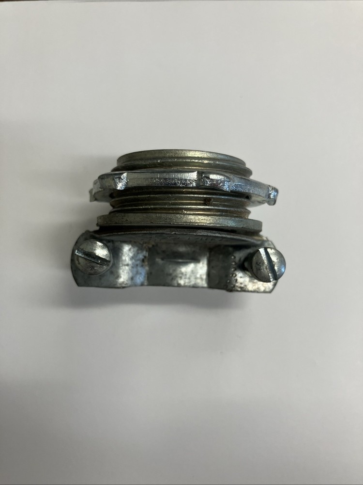 1" 2-SCREW ROMEX CONNECTOR