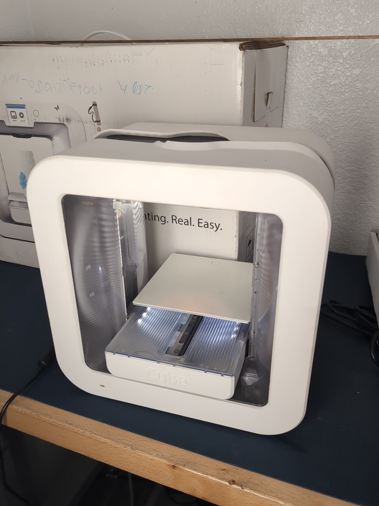 Cube 3D Printer Model 39220 White