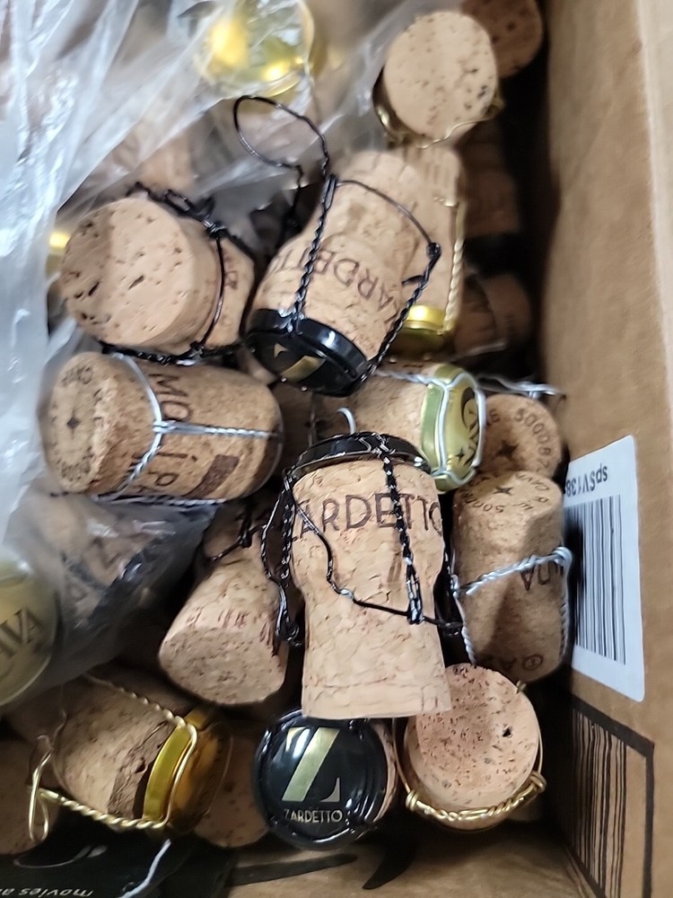Assorted Large Corks for Crafts, DIY Projects, Wine, Beer Etc