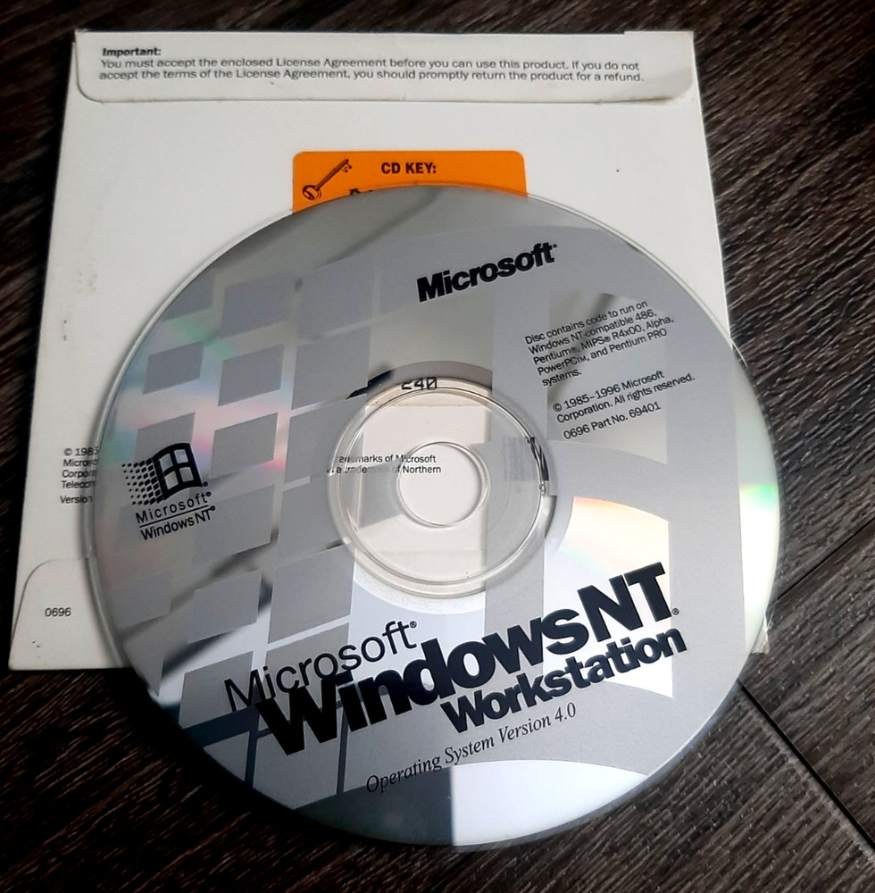 Microsoft Windows NT Workstation OS Operating System V4.0 - Retail CD install