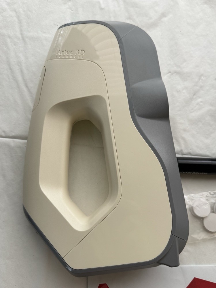 Artec Eva-M 3D Scanner – Structured Light Industrial Handheld (Geometry Capture)