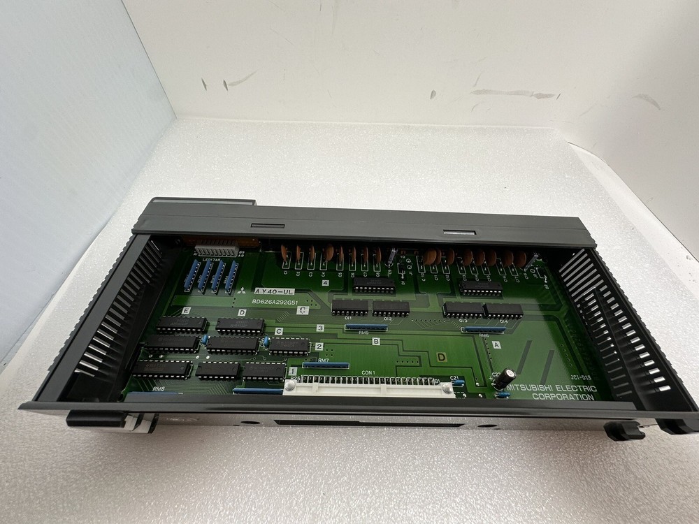 Mitsubishi AY40-UL PLC, Output Module, MELSEC, Programmable Controller