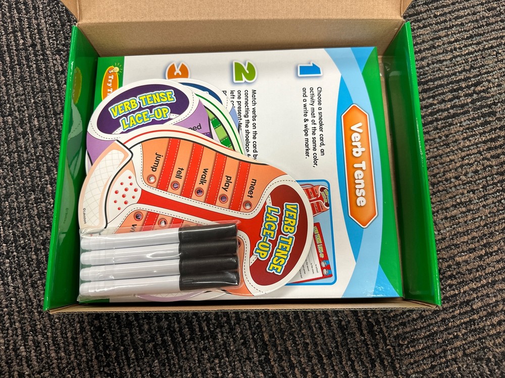 Lakeshore Learning Instant Learning Center Verb Tense LL582 Complete Set
