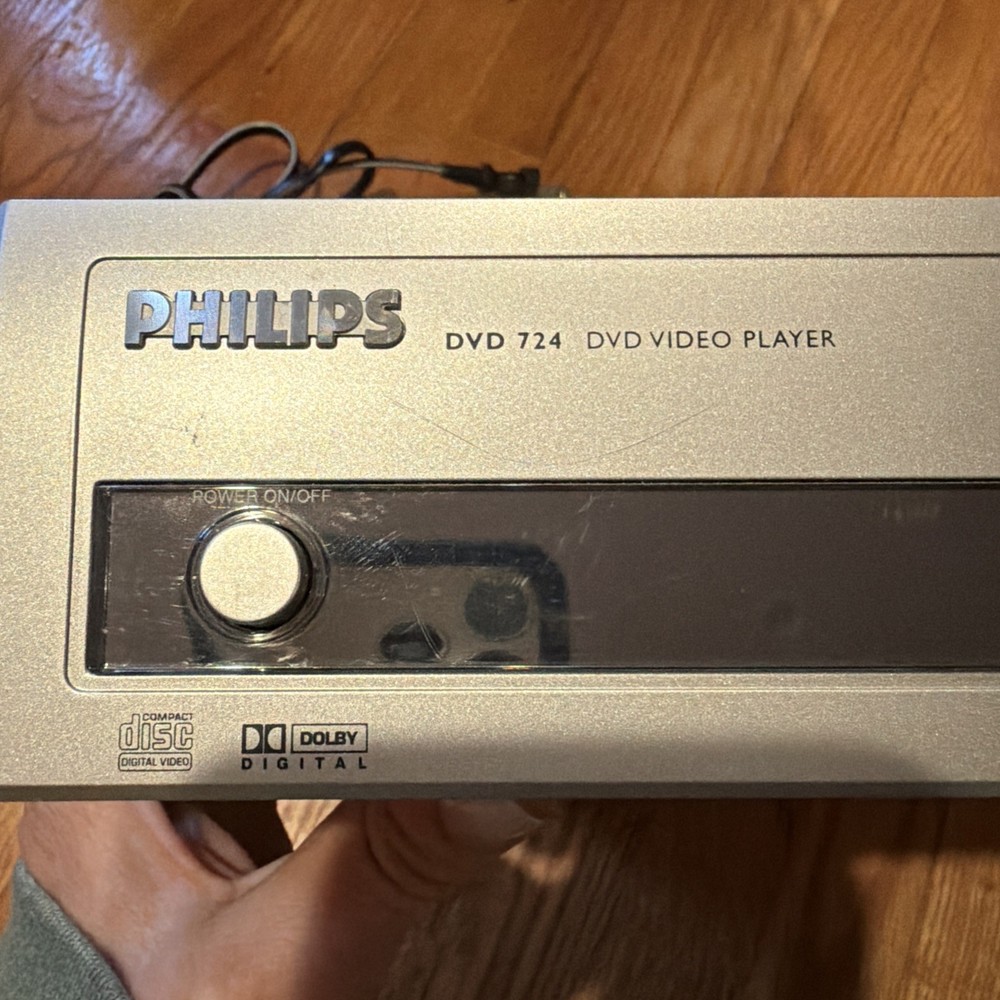 Phillips DVD Player Silver DVD724 Remote Included