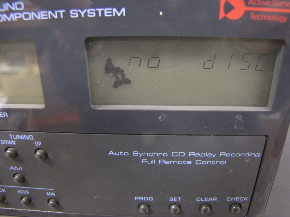 Yamaha AST-C10 Compact Component System AM/FM CD Dual Cassette Speakers -Powers