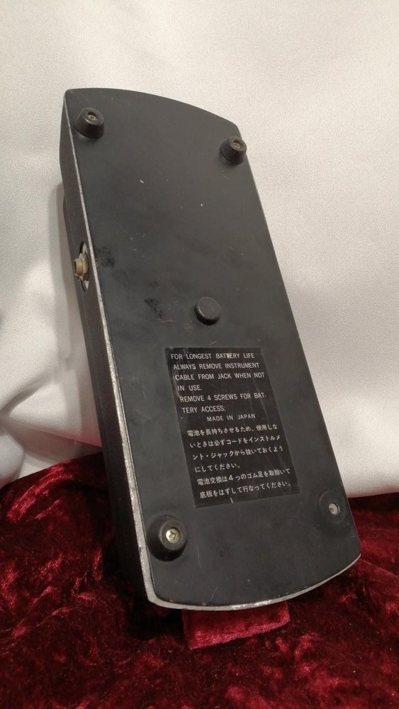 Roland AW-10 Guitar Effects Processor Used
