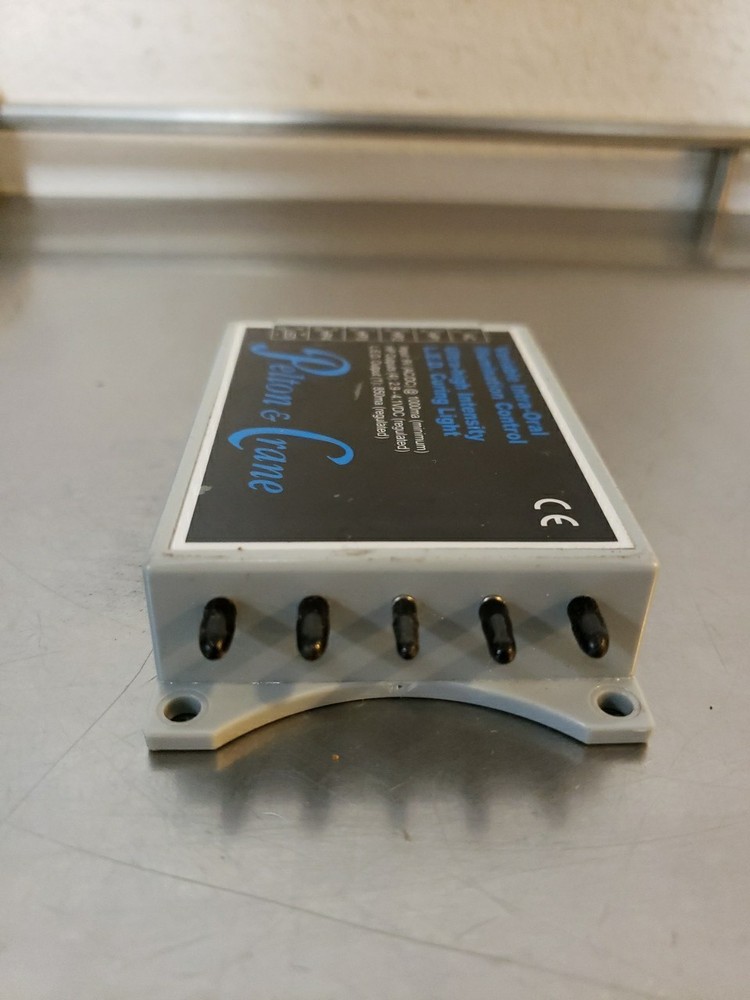 Pelton And Crane Variable Intra Oral Illumination Control