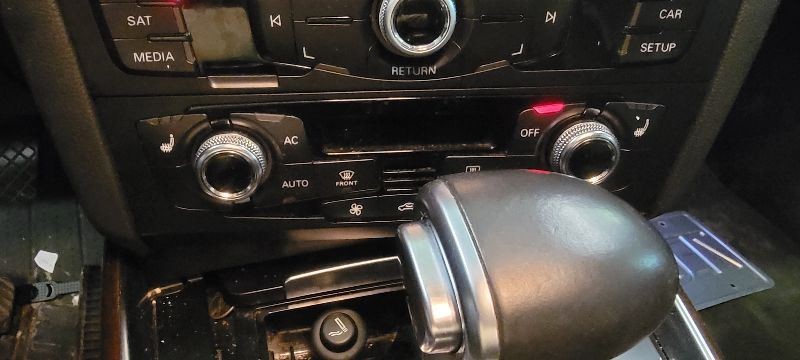 2013 Audi Q5 Key Fob Remote 4 Button