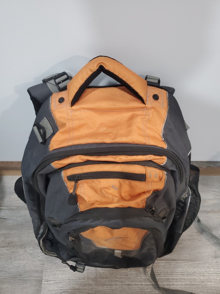 High Sierra Ergo-Fit Adjustable Shoulder Harness Backpack w/Daypack