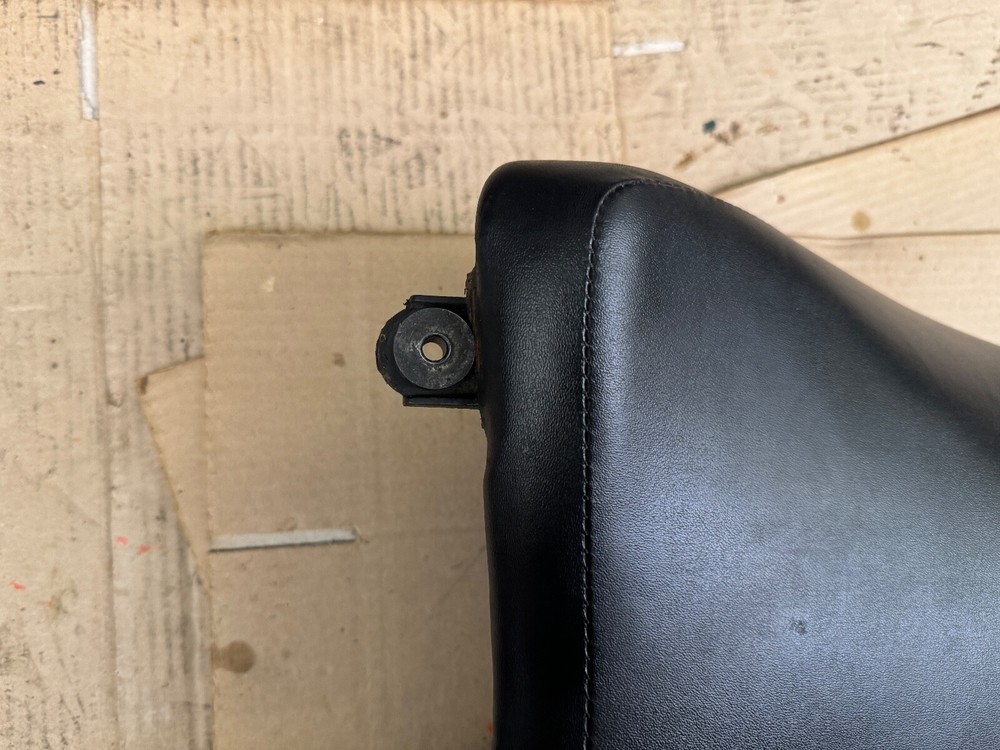 HONDA CBR 125 2017 FRONT SEAT SADDLE PAD GENUINE OE