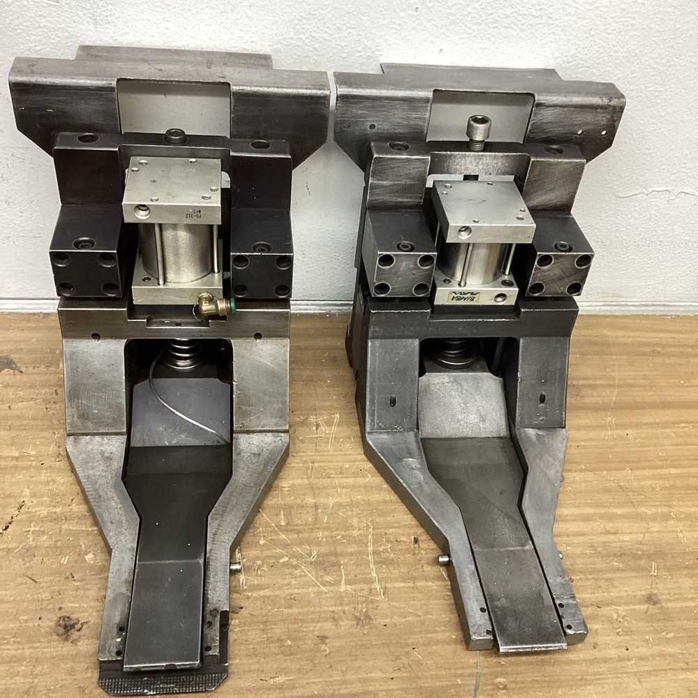 Fully Programmable HMXP CNC 4204 Word Clamp