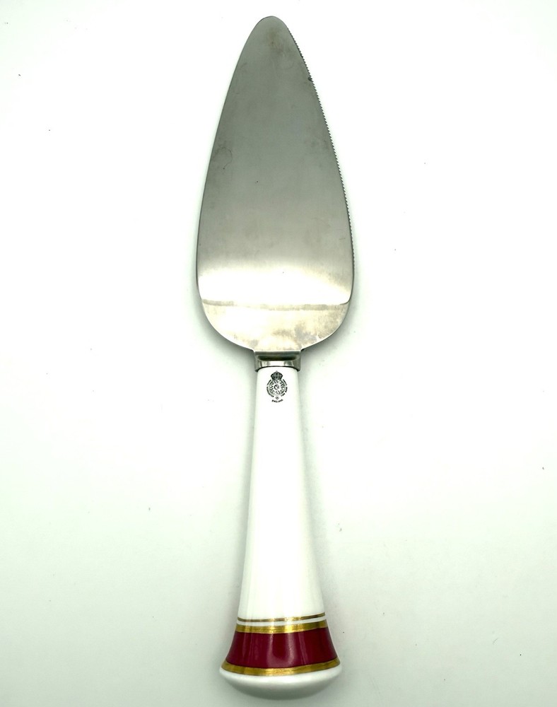 Royal Worcester Howard (Ruby) Fine Bone China Cake Slice / Server 1989 - 1994