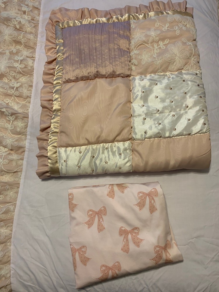The Peanutshell Grace 3 Piece Crib Bedding Set