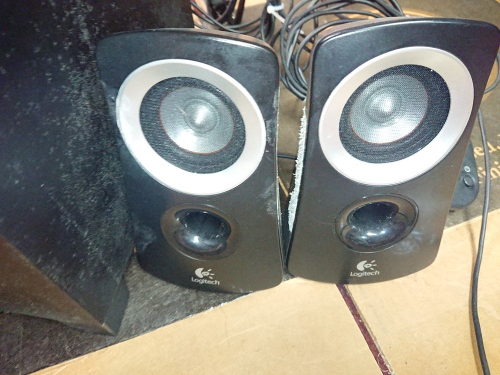 Logitech Z313 speaker set computer 2.1
