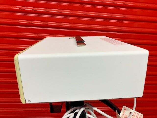 Luxtec 9300XSP Light Source With Rolling Stand