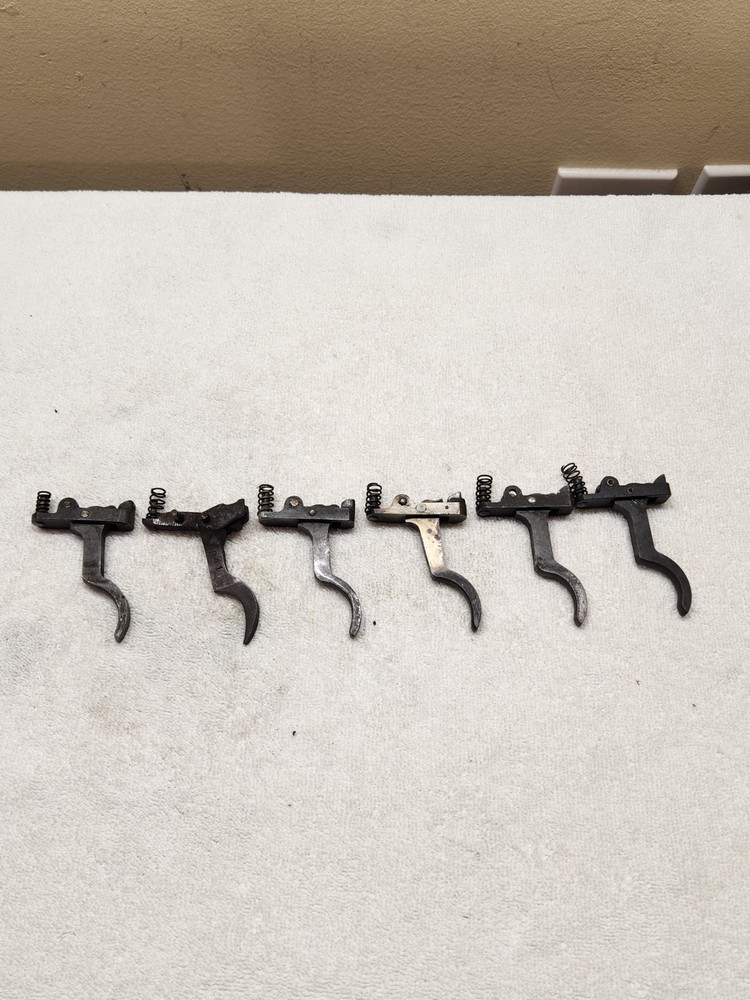 WWII Japanese Arisaka Type 99 Trigger Assembly Complete w Spring Original