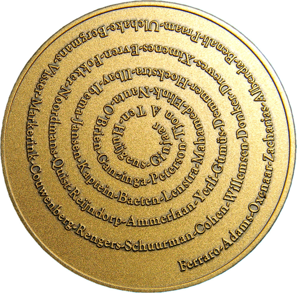 Netherlands Undated Central Bureau For Genealogy Medal (05906)