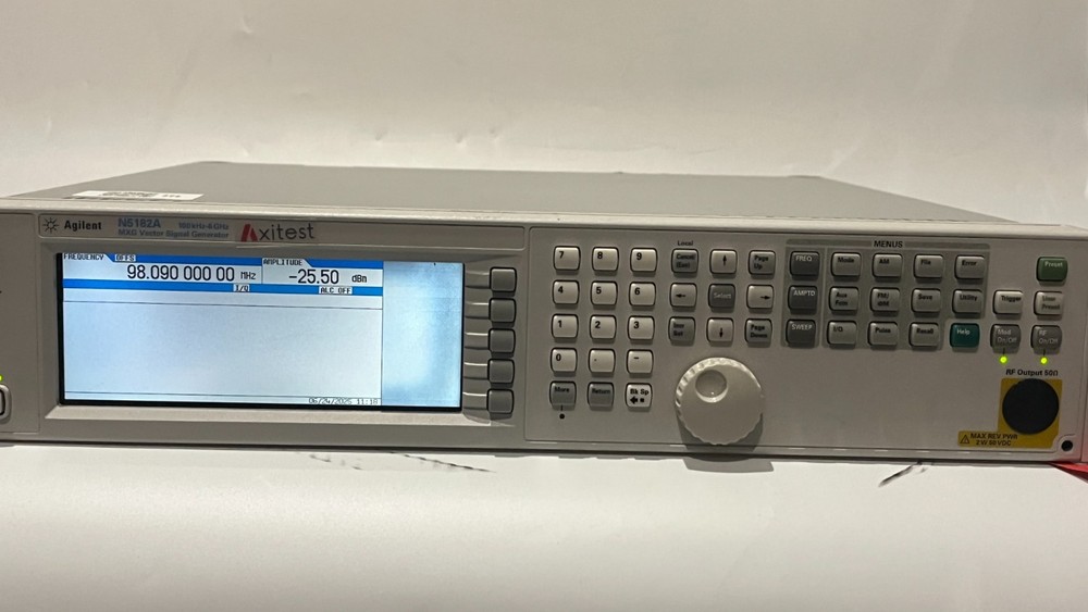 AGILENT - N5182A-506 + 1EM-UNT