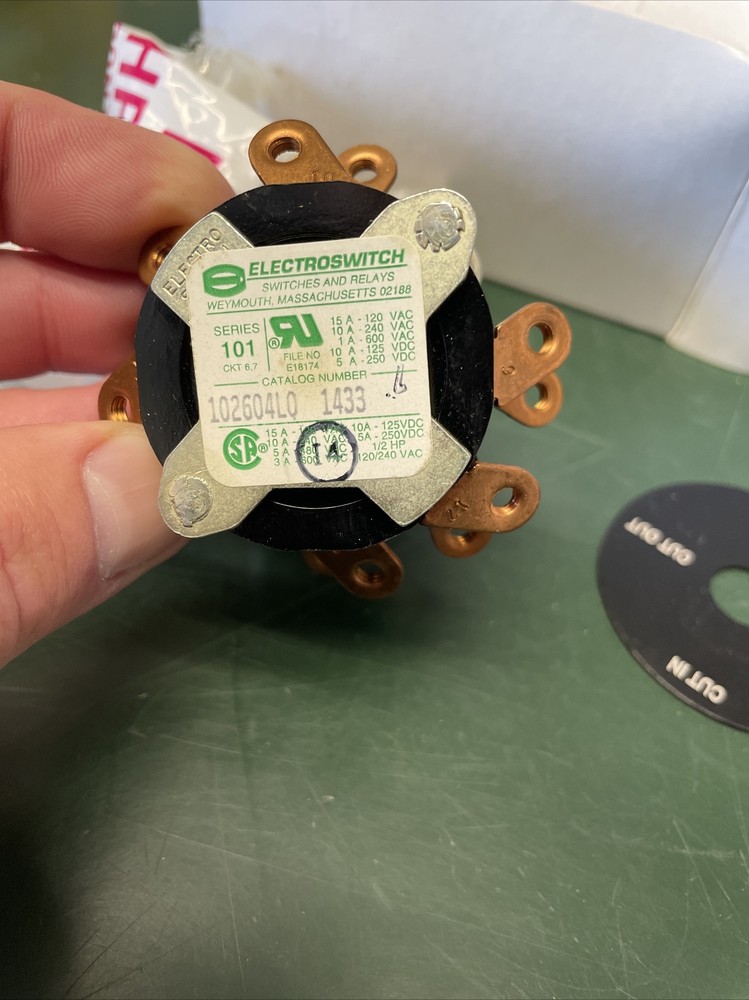 ELECTROSWITCH ROTARY SWITCH 102604LQ Series 101