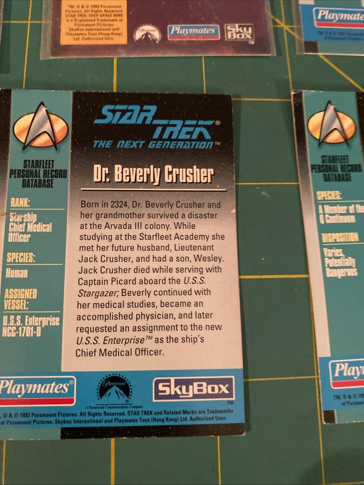 7 Star Trek Collector Cards