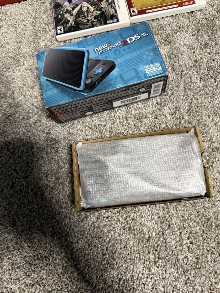 Nintendo New 2DS XL Console Bundle !