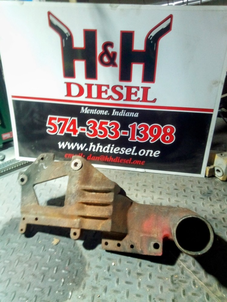 3684395 CUMMINS EXHAUST RECIRCULATION VALVE SUPPORT